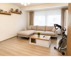 Duplex Spațios cu 3 Dormitoare și Curte Amenajată