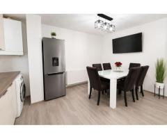 Duplex Spațios cu 3 Dormitoare și Curte Amenajată - Imagine 4
