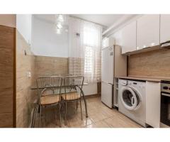 Apartament la cheie cu 2 camere la casa in Parneava Comision 0%
