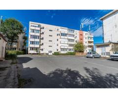Apartament cu 3 camere decomandat la parter in Confectii Comision 0%