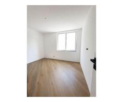 Apartament 3 camere, 2 bai, etaj intermediar, balcon, garaj, boxa - Imagine 4