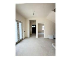 Triplex 4 camere DECOMANDATE, 112 mp utili, 184 mp curte, Urusagului - Imagine 10