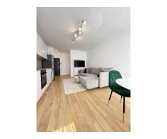 Apartament 2 camere, balcon, etaj intermediar, garaj, zona Eroilor
