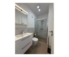 Apartament 2 camere, balcon, etaj intermediar, garaj, zona Eroilor - Imagine 4