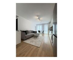 Apartament 2 camere, balcon, etaj intermediar, garaj, zona Eroilor - Imagine 12