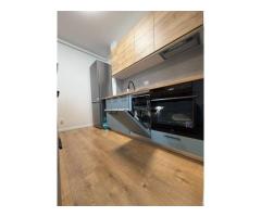Apartament 3 camere, 2 bai, balcon, etaj intermediar, parcare - Imagine 7
