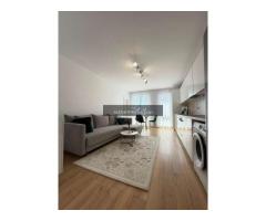 Apartament 2 camere, balcon, etaj intermediar, garaj, zona Eroilor - Imagine 3