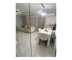 Apartament 2 camere decomandate, etaj intermediar, terasa, parcare - Imagine 5