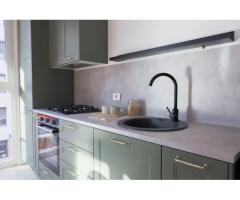 Apartament cu 2 camere NOU, finisat cu Chirias inclus