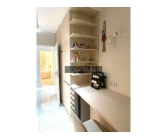 Apartament 2 camere decomandate, etaj intermediar, terasa, parcare - Imagine 2