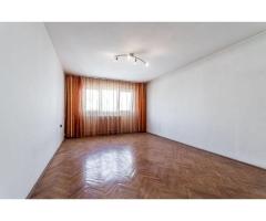 Apartament spatios cu 2 camere decomandat la etajul 3 Comision 0