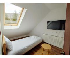 Apartament de vanzare in Sinaia, duplex la mansarda, zona centrala - Imagine 6