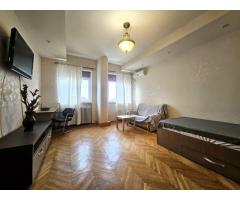 Inchiriere garsoniera zona Bd. Dacia / Aurel Vlaicu / Parcul Ioanid - Imagine 2