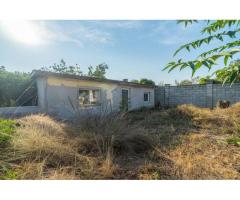 Casa 2 camere + Anexe - teren 648 mp - Alfa - COMISION 0