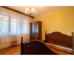 Apartament 3 camere - etaj 3 - bvd. Revolutiei - COMISION 0 - Imagine 2