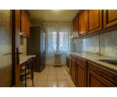 Apartament 3 camere - etaj 3 - bvd. Revolutiei - COMISION 0 - Imagine 4