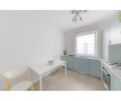 Apartament 3 camere, ultracentral, Oradea. 287 000 E. Comision 0 - Imagine 5