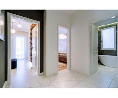 Penthouse 4 camere, ultracentral, Oradea. 800 000 E. Comision 0 - Imagine 8
