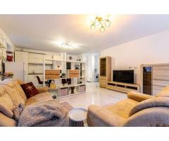Apartament ultracentral în bloc nou, 2 camere cu terasa proprie - Imagine 2
