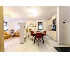 Apartament ultracentral în bloc nou, 2 camere cu terasa proprie - Imagine 4