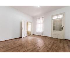 Apartament 2 camere Str. Lucian Blaga, clădire în renovare completa