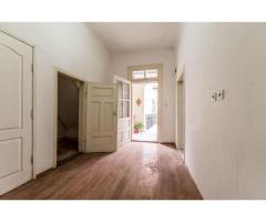 Apartament 2 camere Str. Lucian Blaga, clădire în renovare completa - Imagine 7