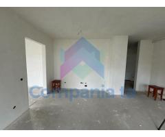 Apartament de vanzare in zona linistita - Imagine 6