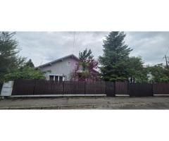 Casa de vanzare in Campina, zona Muscel - Imagine 2