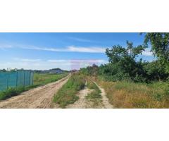 Teren 3500 mp, intravilan, pretabil case, Săbăreni