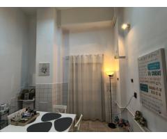 Spatiu comercial, ultracentral, Republicii, Oradea. 600 E/lună. Com 0 - Imagine 6