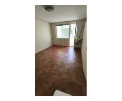 Ap. luminos de 2 camere la etj 1 - Zona Giurgiului