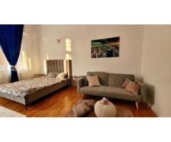 APARTAMENT ULTRACENTRAL IN PIAȚA VICTORIEI - 420 eur