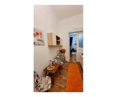 APARTAMENT ULTRACENTRAL IN PIAȚA VICTORIEI - 420 eur - Imagine 4