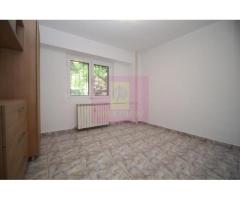 Apartament cu 3 camere de vânzare Decebal adiacent - Imagine 4