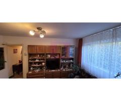 Apartament cu 2 camere de vanzare in Campina, parter - Imagine 3