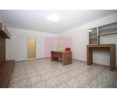 Apartament cu 3 camere de vânzare Decebal adiacent - Imagine 12