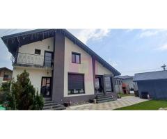 Săbăreni, casă P+1E, 137 mp utili, terasă, CT, pivniță, garaj, asfalt - Imagine 3