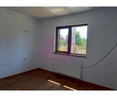 Gulia, casă 4 camere parter, 107 mp utili, curte 500, între 2 păduri - Imagine 5