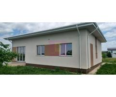 Gulia, casă nouă parter 4 camere, curte 514 mp - Imagine 5