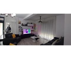 Săbăreni, casă P+1E, 137 mp utili, terasă, CT, pivniță, garaj, asfalt - Imagine 6