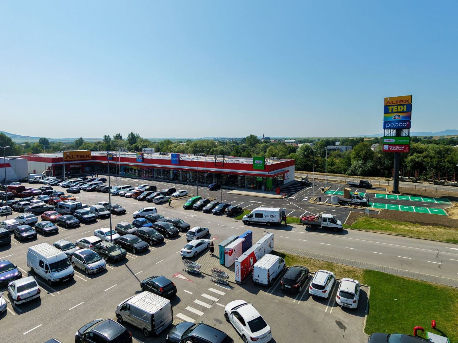 Cometex inaugurează un nou retail park la Târgu Neamț