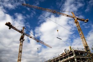 Autorizatiile de construire cladiri rezidentiale: Mai multe in iunie fata de mai